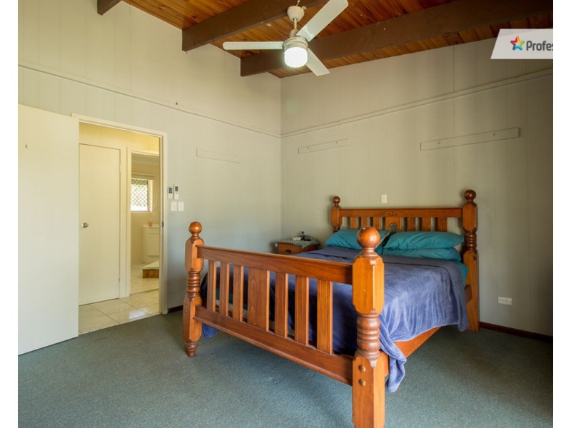 18-30  Sharon Drive, North Maclean QLD 4280