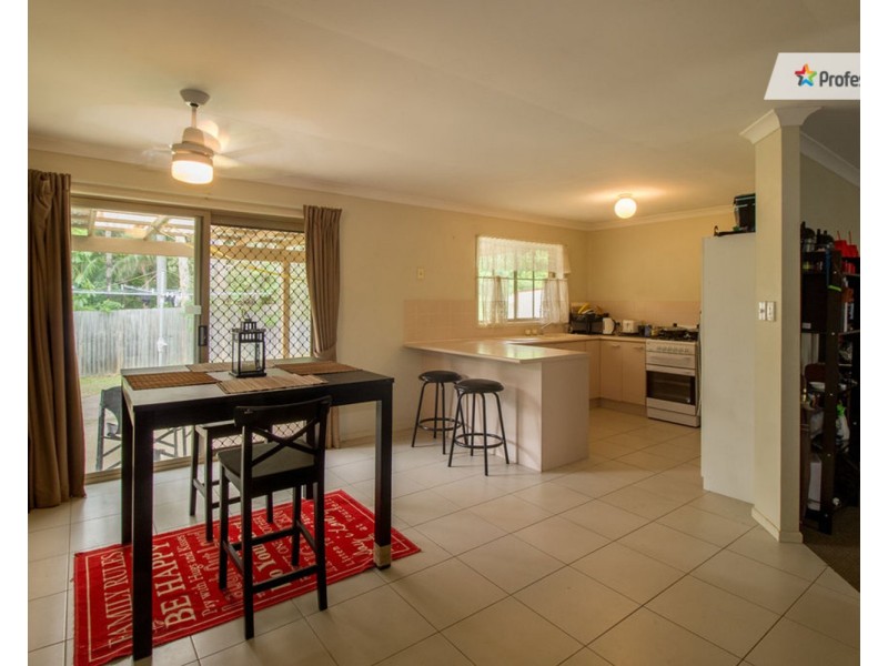 16 Lockerbie Court, Boronia Heights QLD 4124