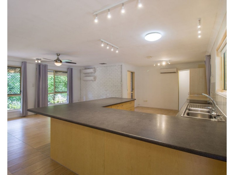 121 Bluff Road, Cedar Vale QLD 4285