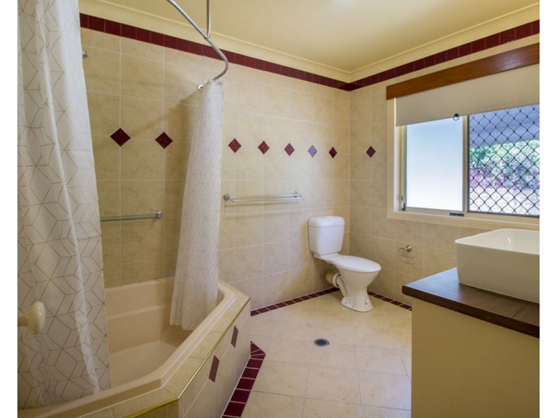 10 Ashley Court, Cedar Vale QLD 4285