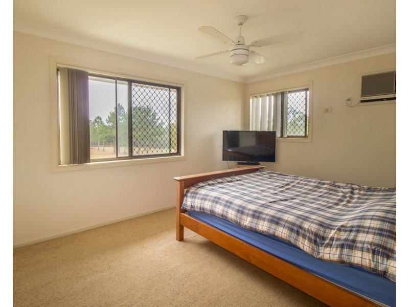 215-225 Scotts Lane, North Maclean QLD 4280