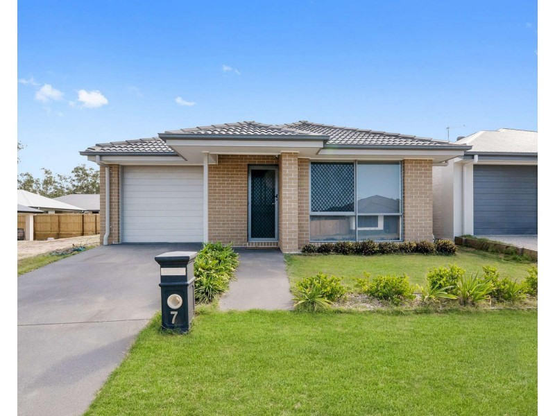 7 Walker Circuit, Jimboomba QLD 4280