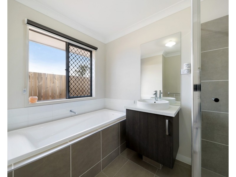 7 Walker Circuit, Jimboomba QLD 4280