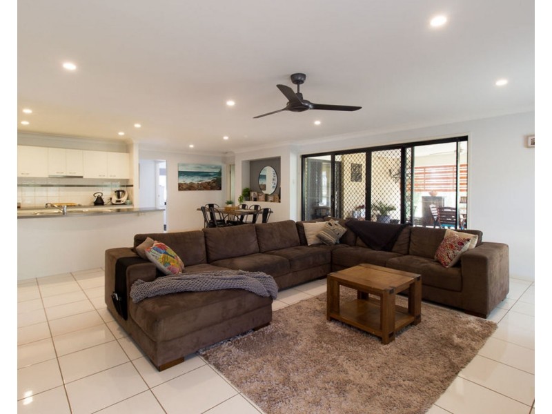 13 Christopher Place, Jimboomba QLD 4280