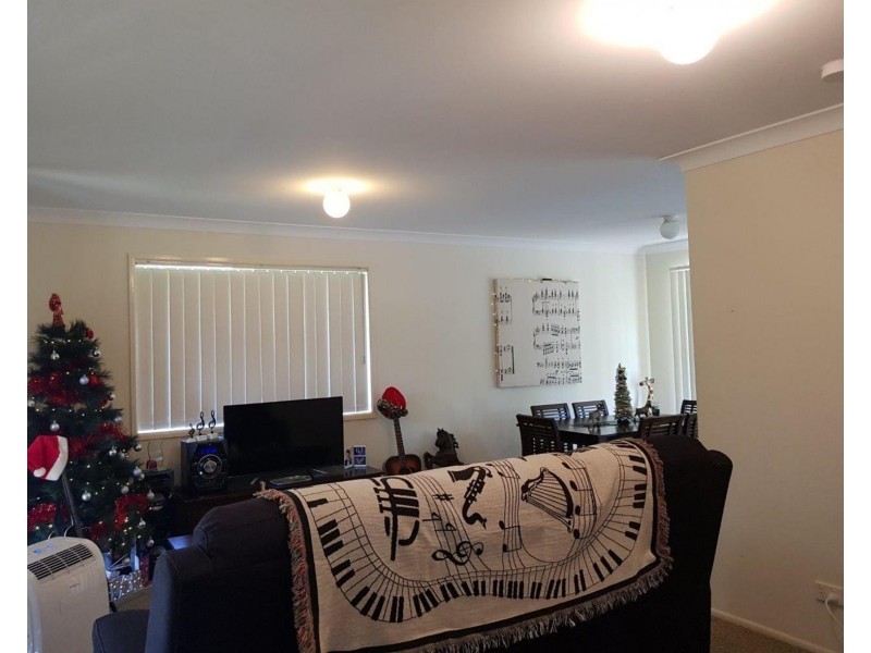 27 Queen Street, Jimboomba QLD 4280