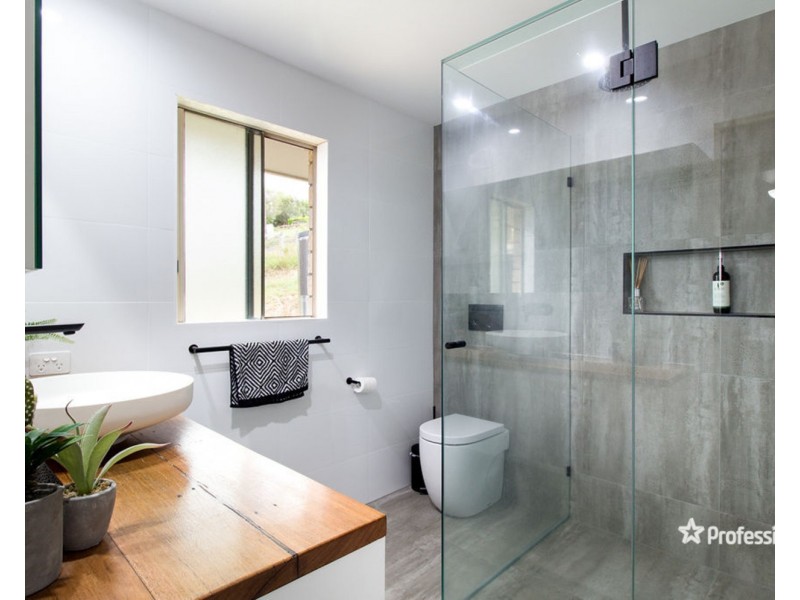 84  Lady Penrhyn Court, Mundoolun QLD 4285