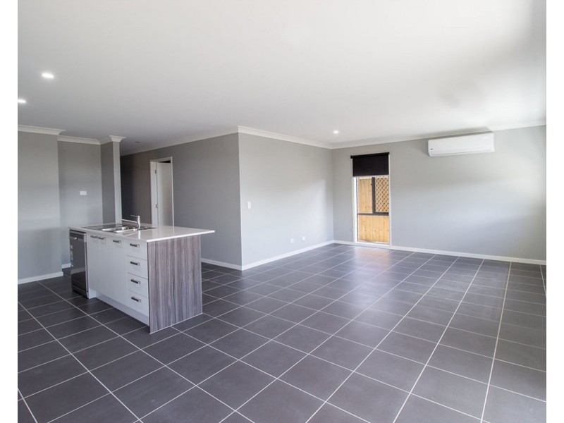 13 Cunningham Street, Jimboomba QLD 4280