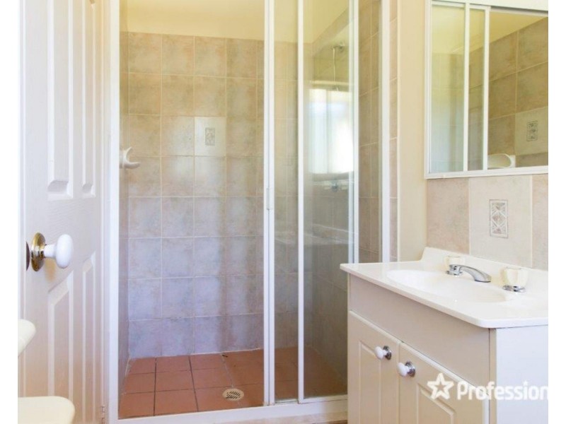 10-12 Oakleigh Court, Woodhill QLD 4285