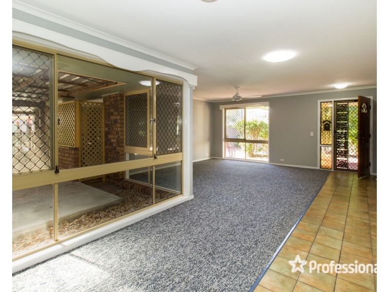 20 Centaurus Crescent, Regents Park QLD 4118