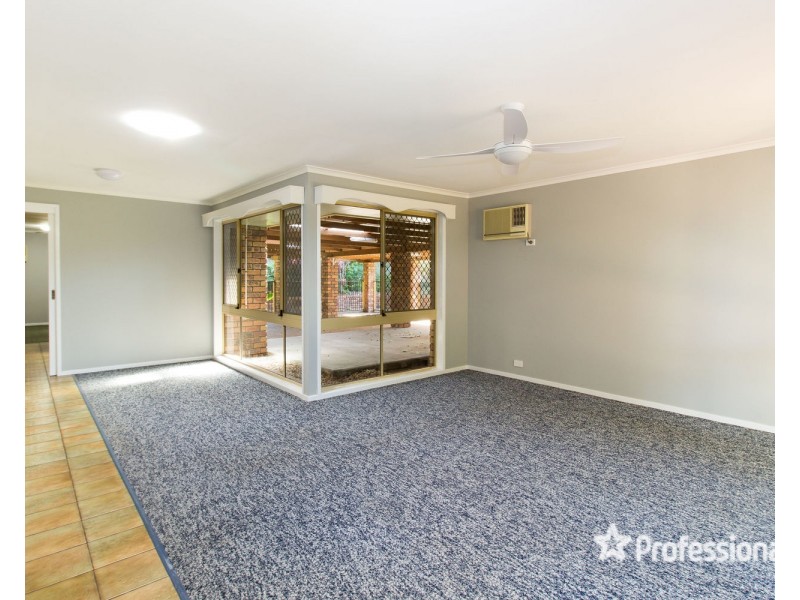 20 Centaurus Crescent, Regents Park QLD 4118