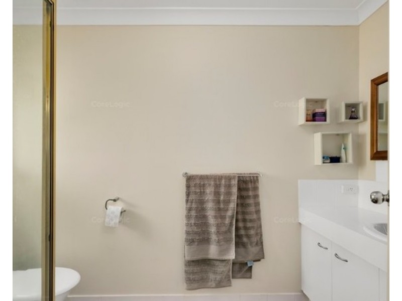 161 Castile Crescent, Edens Landing QLD 4207