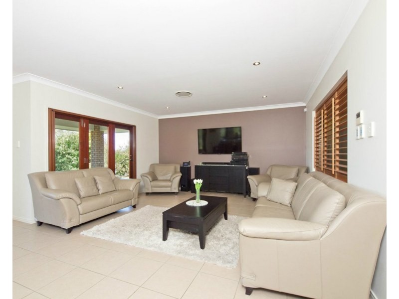 73-77 Anne Collins Drive, Mundoolun QLD 4285