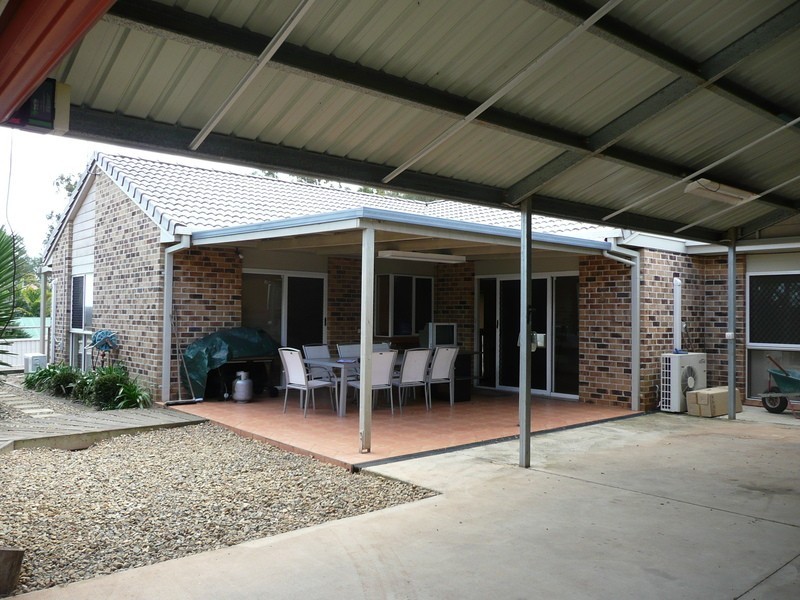 1 Antonia Court, Tanah Merah QLD 4128