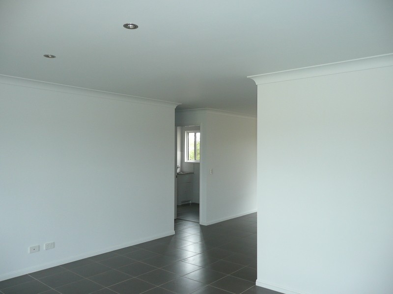 11 Walker Road, Gleneagle QLD 4285
