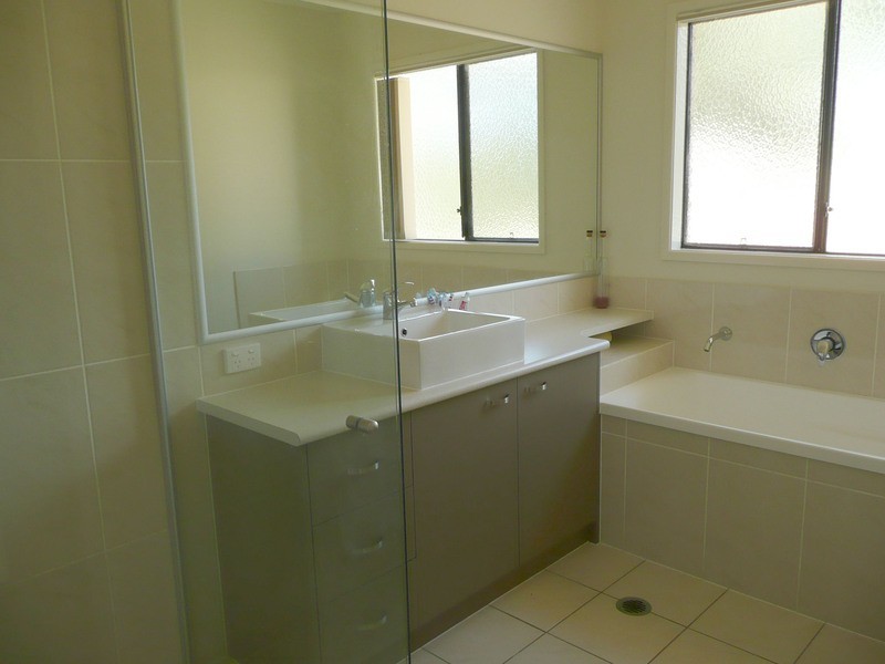 Cedar Vale QLD 4285