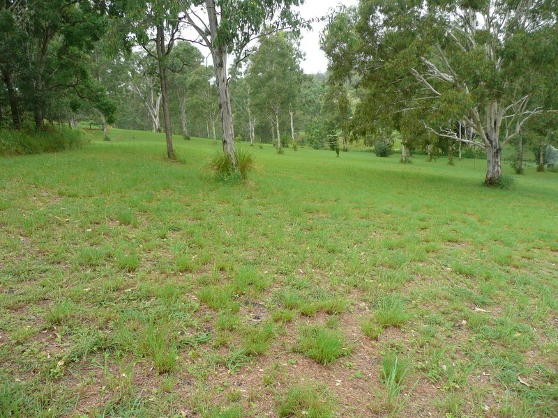 Woodhill QLD 4285