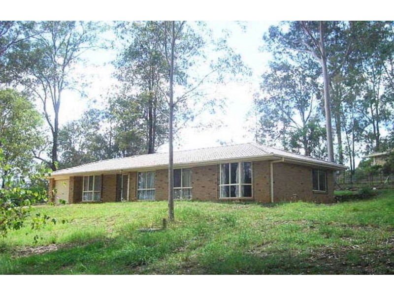 8 Hickory Place, Cedar Grove QLD 4285