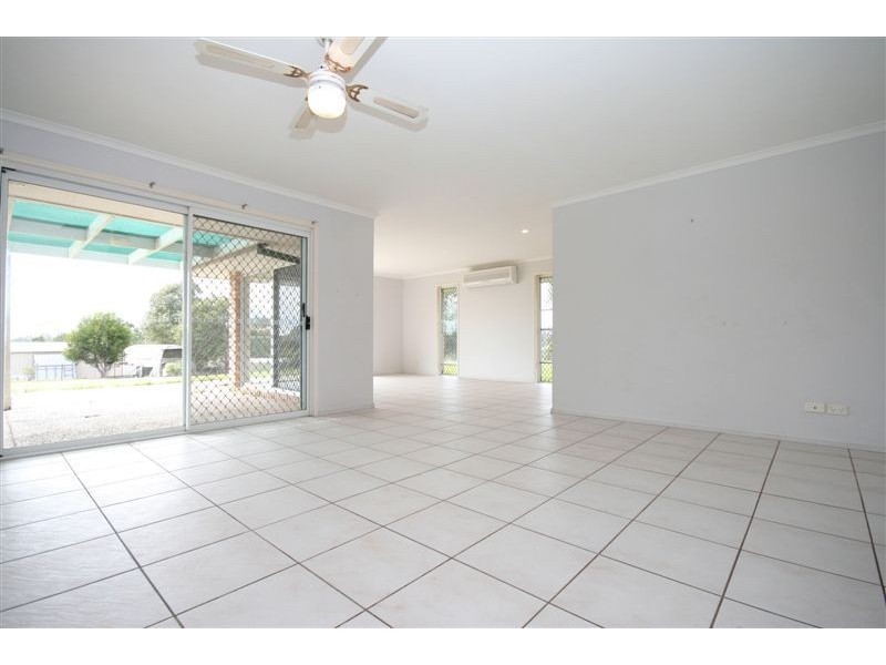 15 Fig Court, Cedar Grove QLD 4285