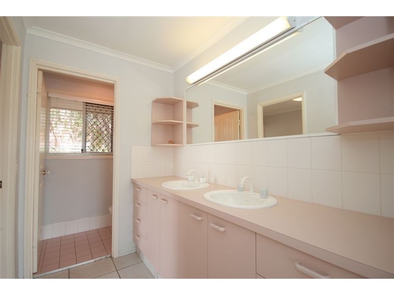 15 Fig Court, Cedar Grove QLD 4285