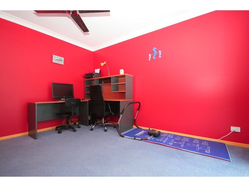 23 Scarborough Court, Mundoolun QLD 4285