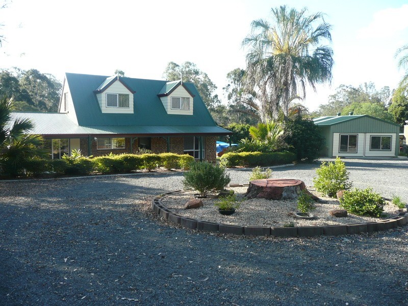 7 Tamarind Place, Cedar Grove QLD 4285