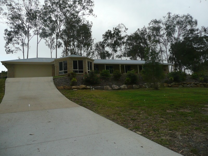 106 John Collins Drive, Mundoolun QLD 4285