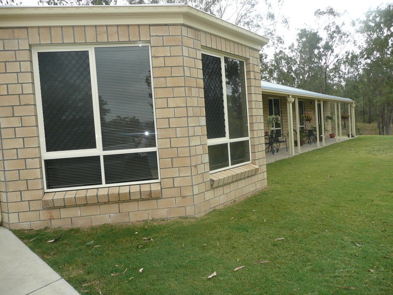106 John Collins Drive, Mundoolun QLD 4285