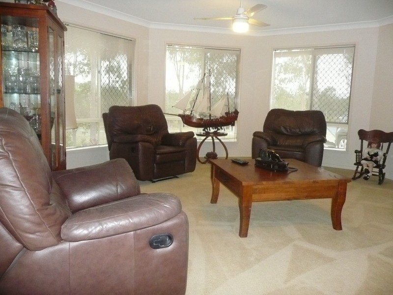 106 John Collins Drive, Mundoolun QLD 4285