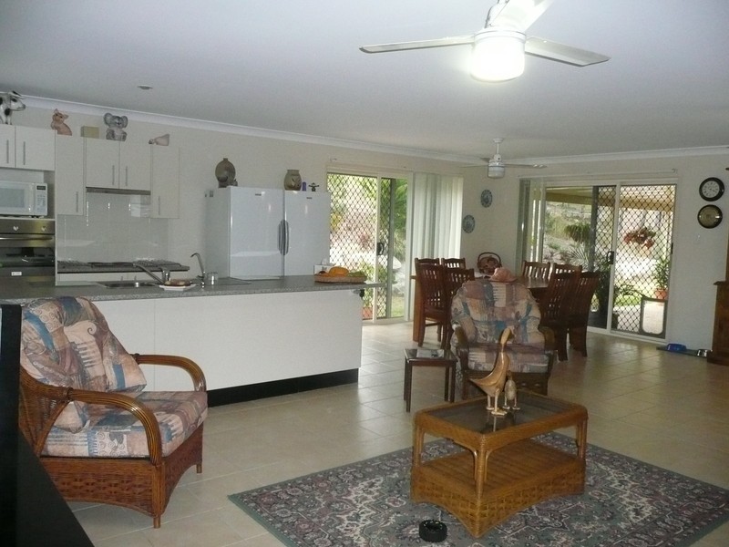 106 John Collins Drive, Mundoolun QLD 4285
