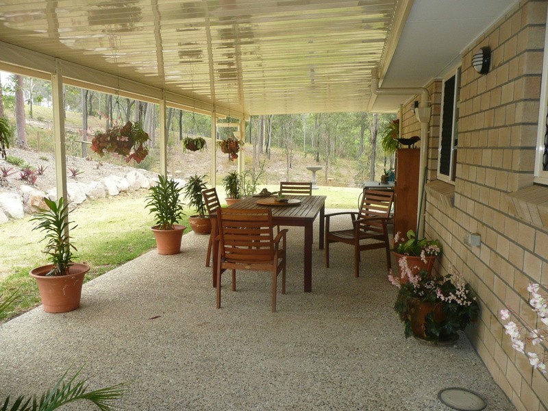 106 John Collins Drive, Mundoolun QLD 4285