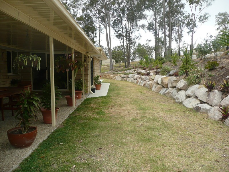 106 John Collins Drive, Mundoolun QLD 4285