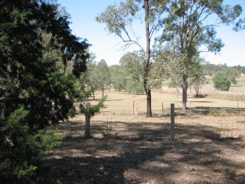 Woodhill QLD 4285