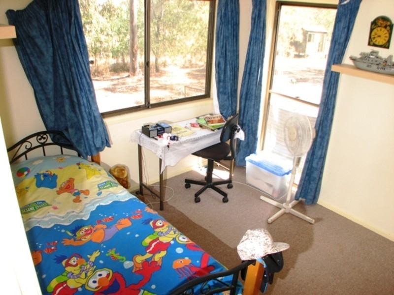 Woodhill QLD 4285