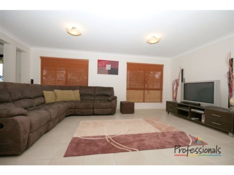 35 Silver Wattle Drive, Jimboomba QLD 4280