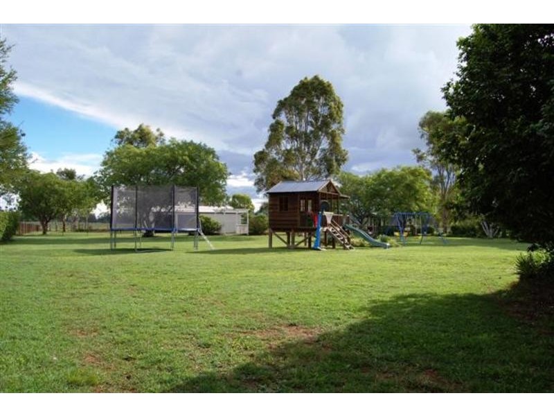 48 Sandaver Crescent, Cedar Grove QLD 4285