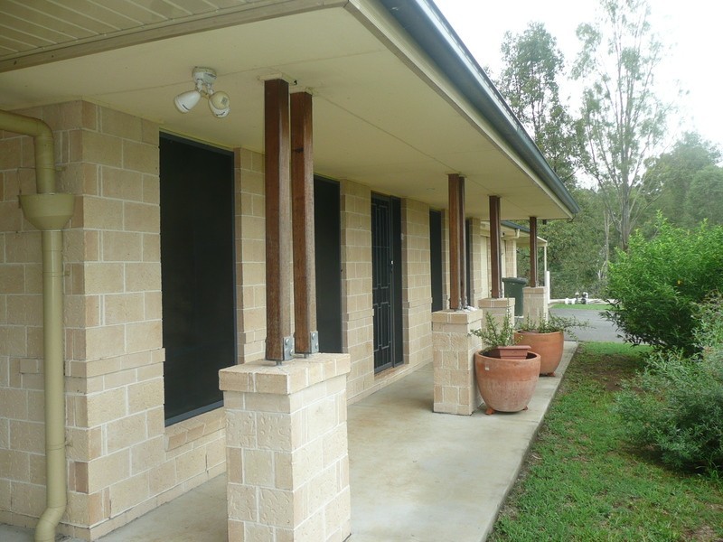 Woodhill QLD 4285