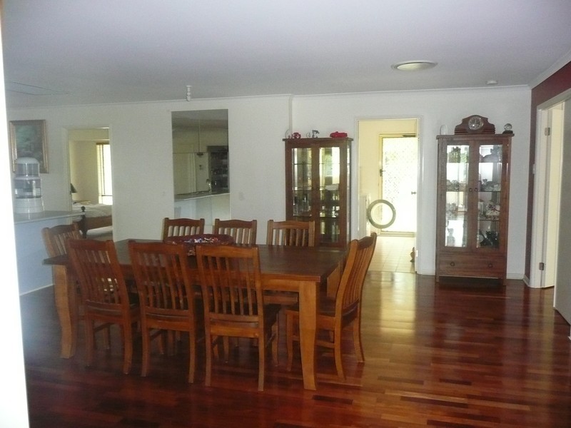 Woodhill QLD 4285