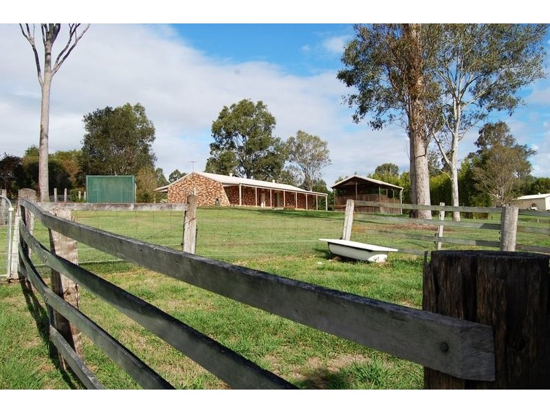 40 Oak Tree Court, Cedar Grove QLD 4285