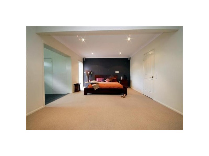 64 Noffke Road, Logan Reserve QLD 4133