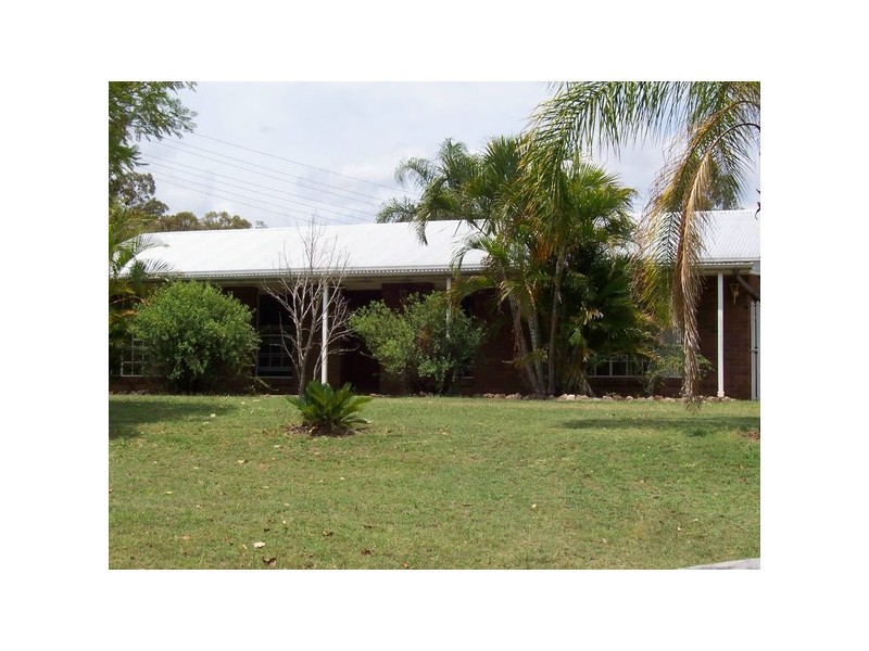 2 Sheen Road, Woodhill QLD 4285