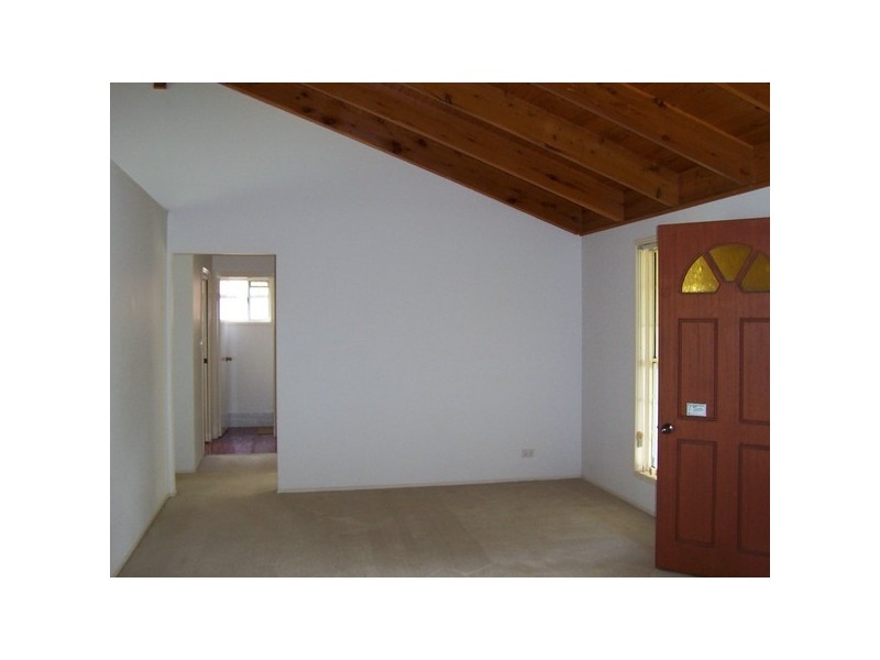 2 Sheen Road, Woodhill QLD 4285