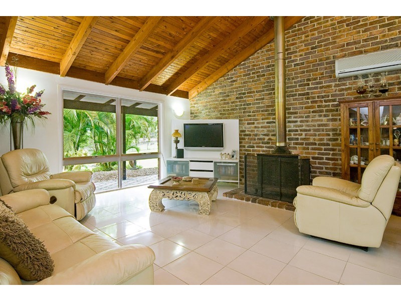 2-4 Chalmers Court, Jimboomba QLD 4280