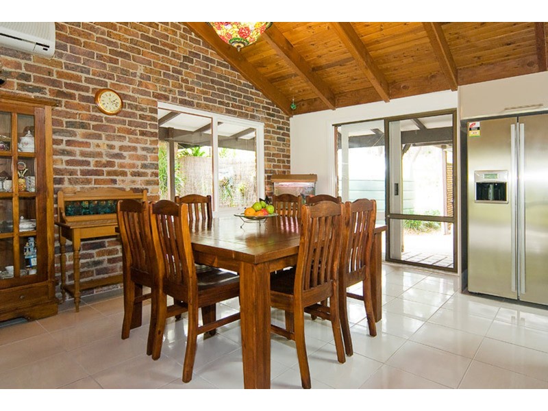 2-4 Chalmers Court, Jimboomba QLD 4280