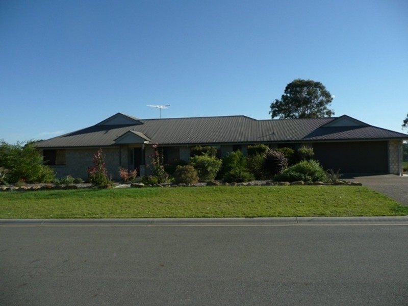 133 Anne Collins Drive, Mundoolun QLD 4285