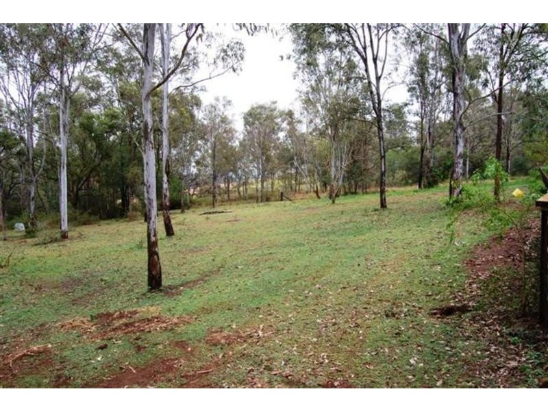 Woodhill QLD 4285
