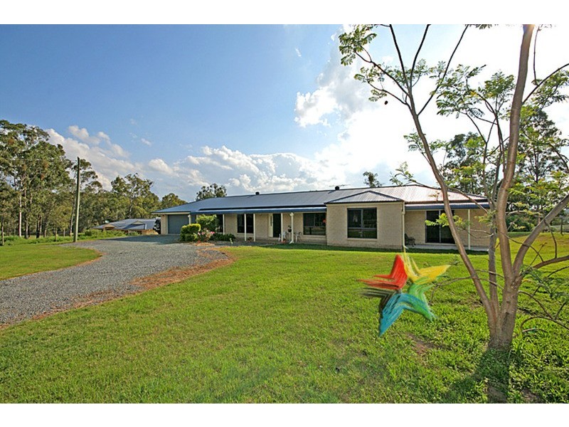 23-25 White Cedar Court, Cedar Vale QLD 4285