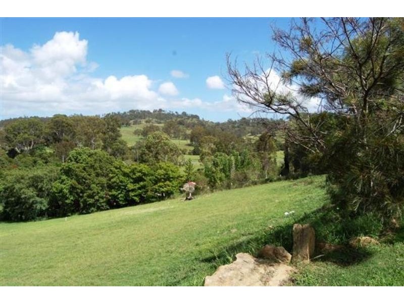 22 Canterbury Drive, Mundoolun QLD 4285