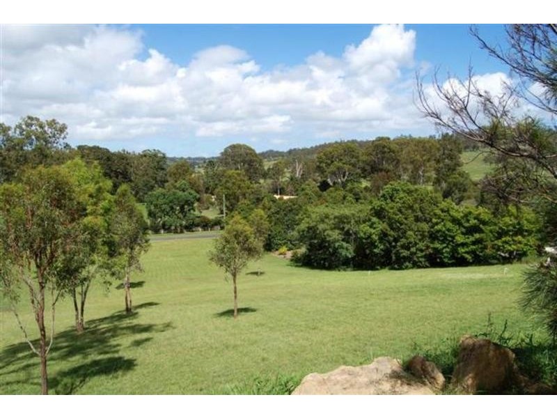 22 Canterbury Drive, Mundoolun QLD 4285