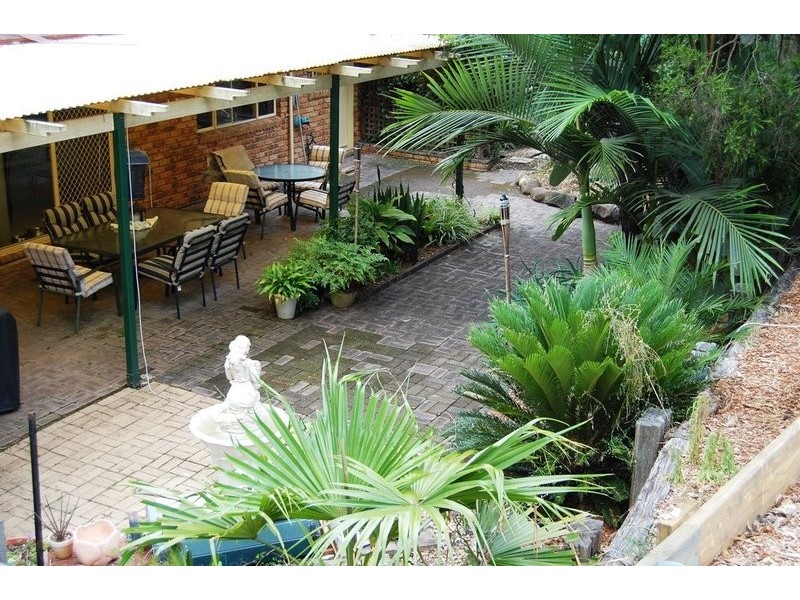 1 Brushwood Crescent, Cedar Grove QLD 4285