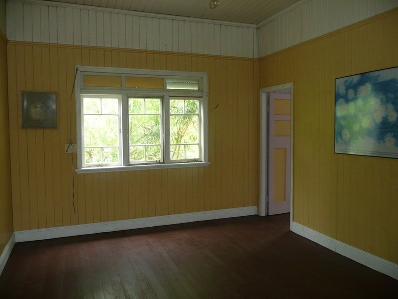 704 Middle Road, Greenbank QLD 4124